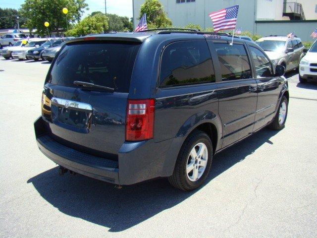 Dodge Grand Caravan 2008 photo 4