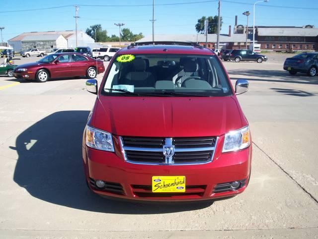 Dodge Grand Caravan 2008 photo 1