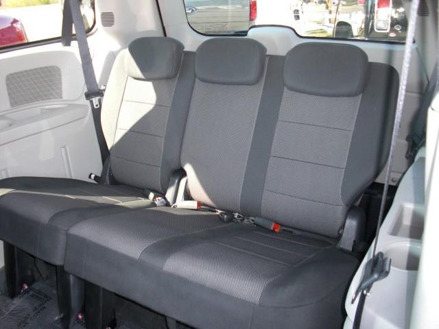 Dodge Grand Caravan 2008 photo 3