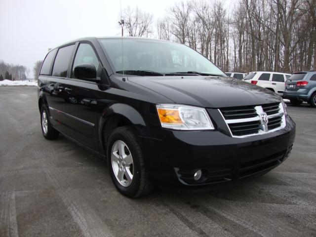 Dodge Grand Caravan 2008 photo 2
