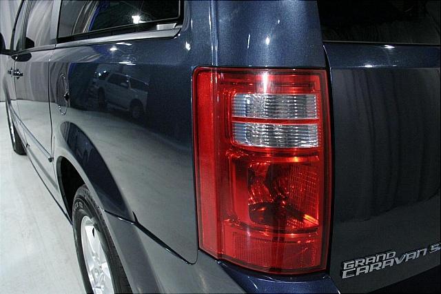 Dodge Grand Caravan 2008 photo 2
