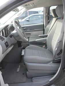 Dodge Grand Caravan 2008 photo 3