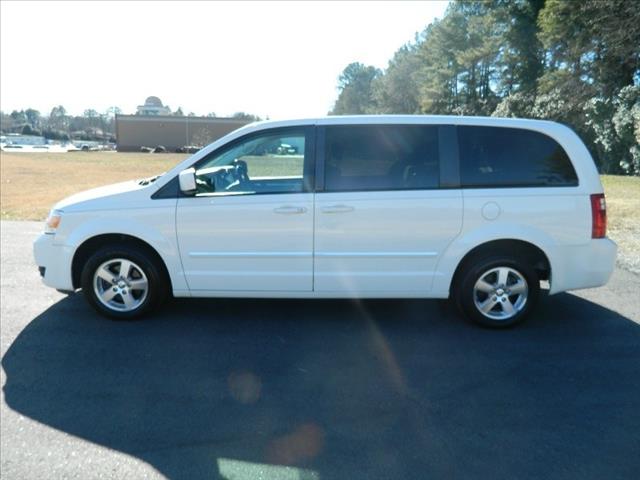 Dodge Grand Caravan 2008 photo 1