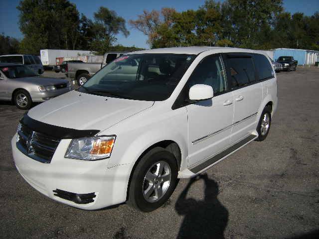 Dodge Grand Caravan 2008 photo 2