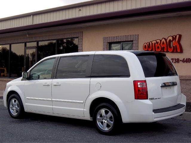 Dodge Grand Caravan 2008 photo 2