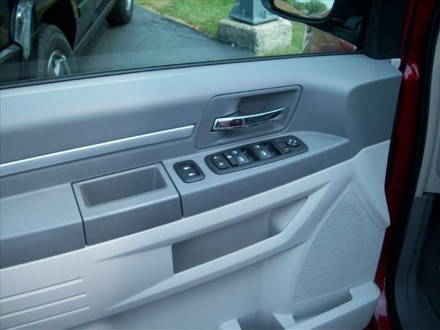 Dodge Grand Caravan 2008 photo 4