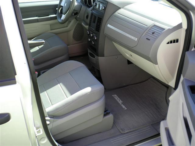 Dodge Grand Caravan 2008 photo 4