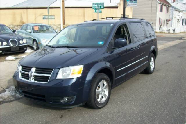Dodge Grand Caravan 2008 photo 2