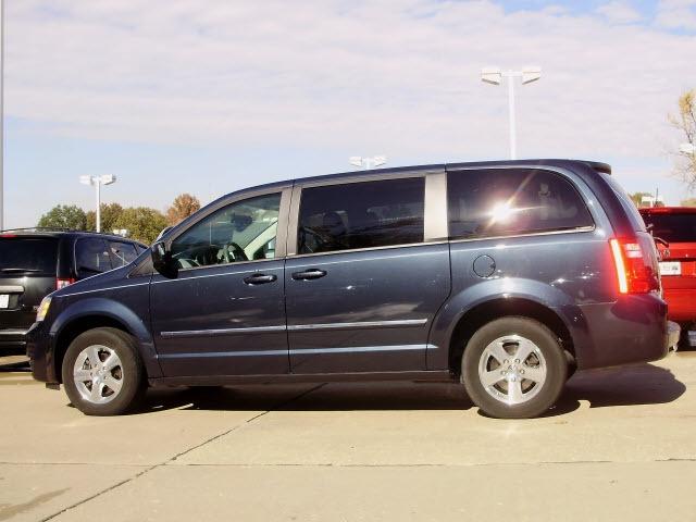 Dodge Grand Caravan 2008 photo 1