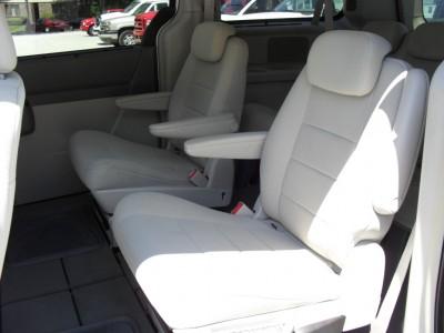 Dodge Grand Caravan 2008 photo 3