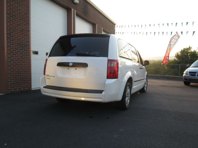 Dodge Grand Caravan 2008 photo 2