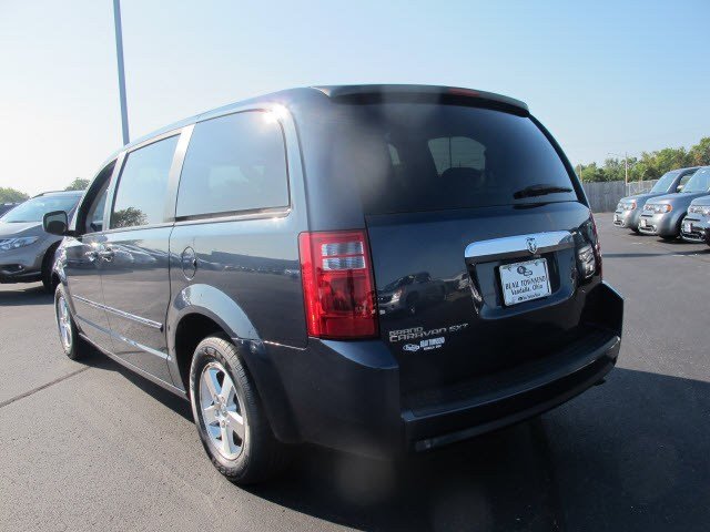 Dodge Grand Caravan 2008 photo 2
