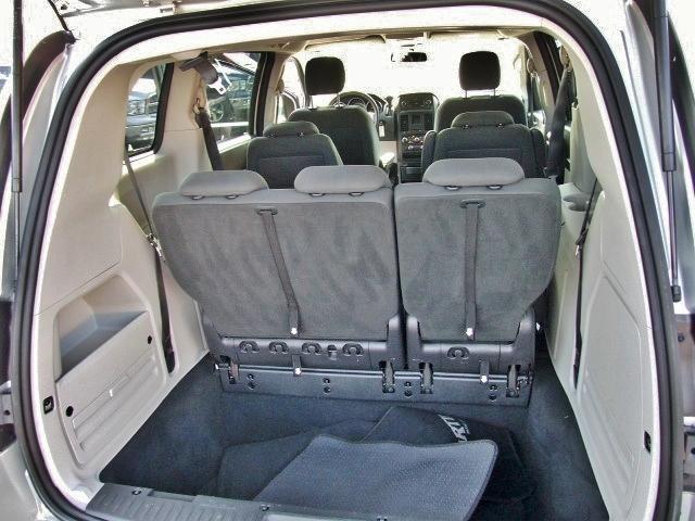 Dodge Grand Caravan 2008 photo 3