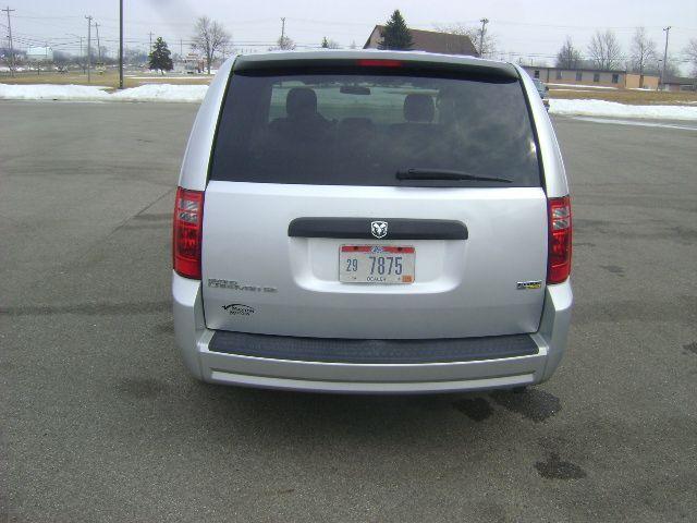 Dodge Grand Caravan 2008 photo 3