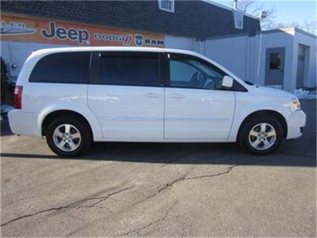 Dodge Grand Caravan 2008 photo 1