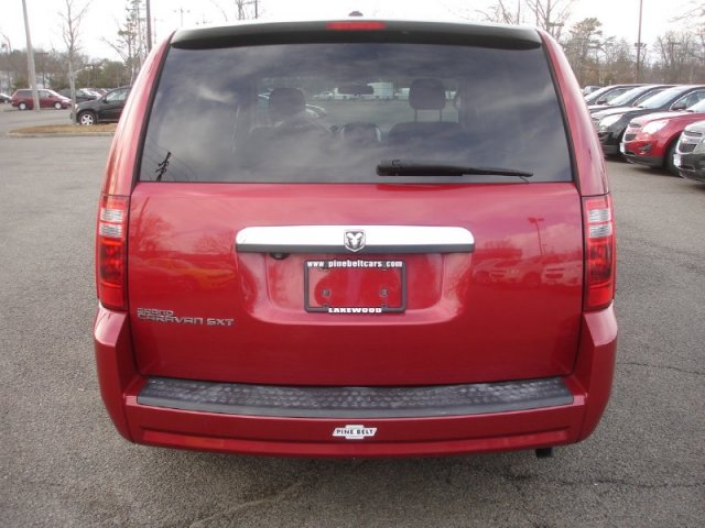 Dodge Grand Caravan 2008 photo 4