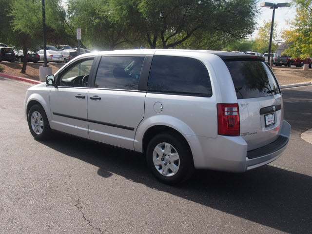 Dodge Grand Caravan 2008 photo 2