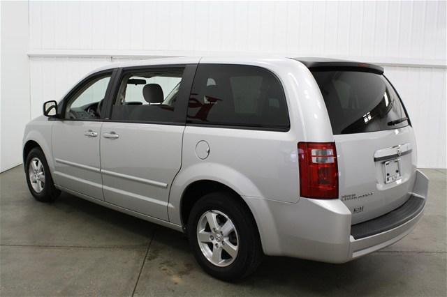 Dodge Grand Caravan 2008 photo 2
