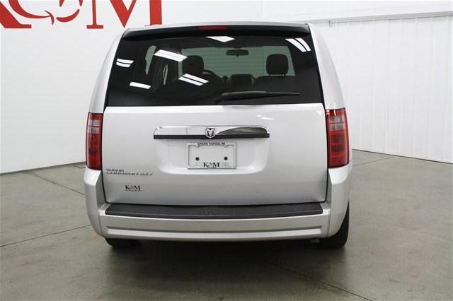 Dodge Grand Caravan 2008 photo 3