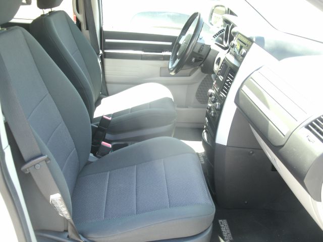 Dodge Grand Caravan 2008 photo 18