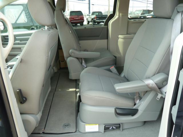 Dodge Grand Caravan 2008 photo 3