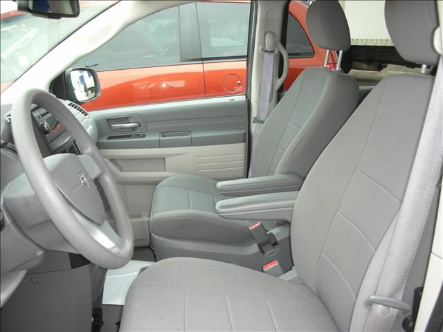 Dodge Grand Caravan 2008 photo 2