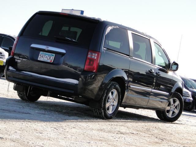 Dodge Grand Caravan 2008 photo 2