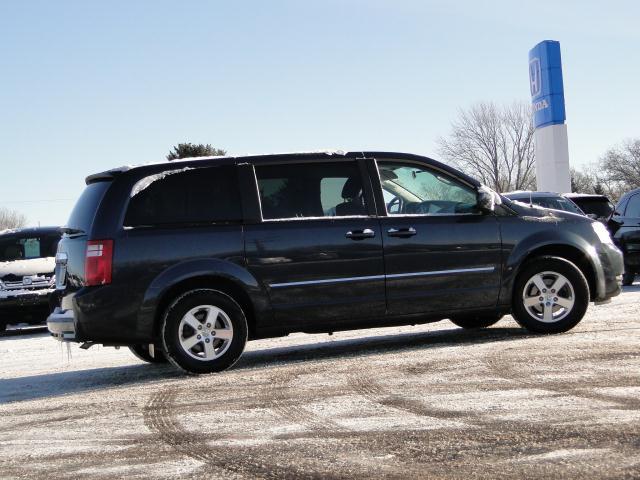 Dodge Grand Caravan 2008 photo 3