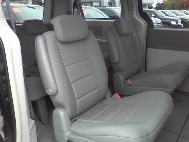 Dodge Grand Caravan 2008 photo 4