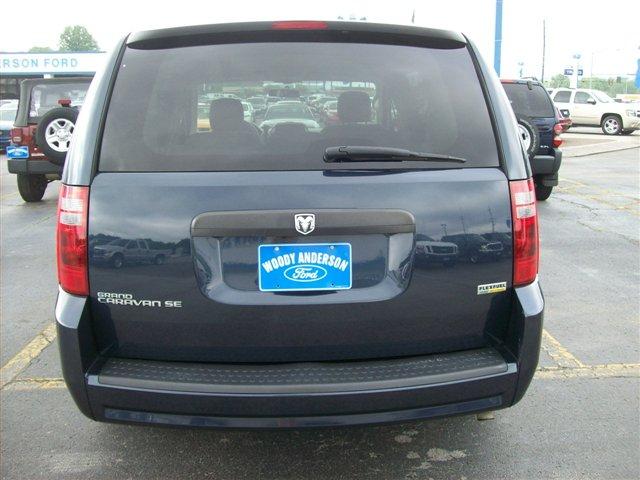 Dodge Grand Caravan 2008 photo 3
