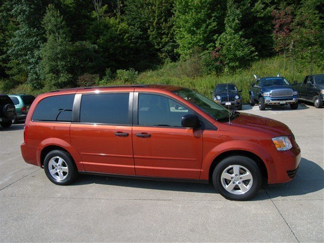 Dodge Grand Caravan 2008 photo 2