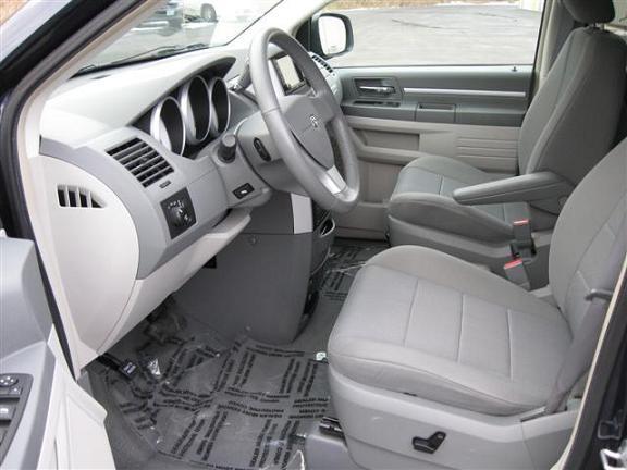 Dodge Grand Caravan 2008 photo 3