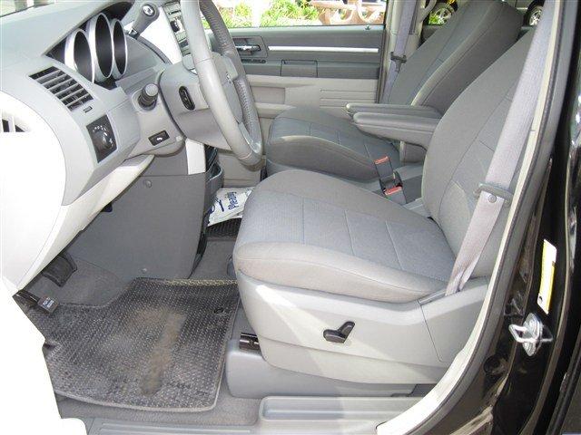 Dodge Grand Caravan 2008 photo 2