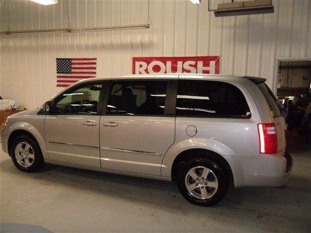 Dodge Grand Caravan 2008 photo 3