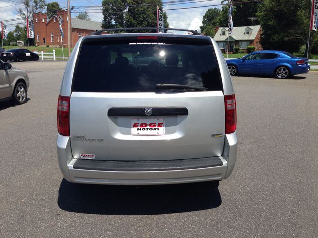 Dodge Grand Caravan 2008 photo 2