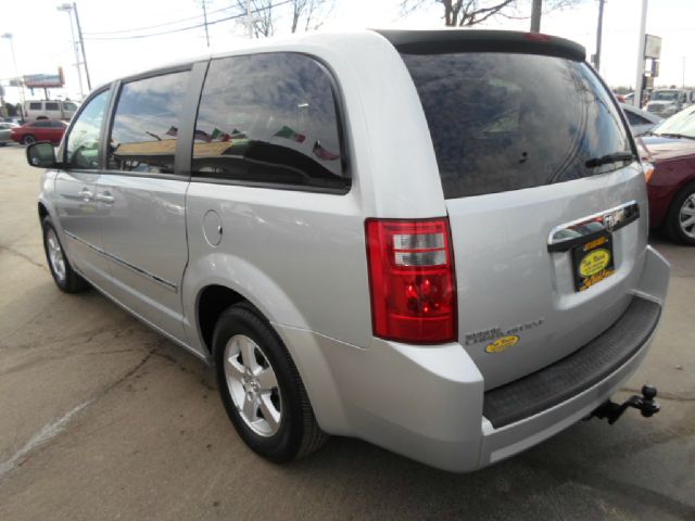 Dodge Grand Caravan 2008 photo 2