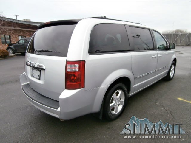 Dodge Grand Caravan 2008 photo 2