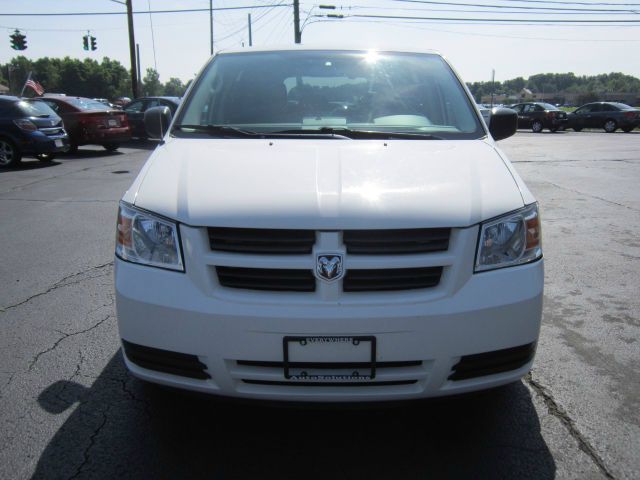 Dodge Grand Caravan 2008 photo 1
