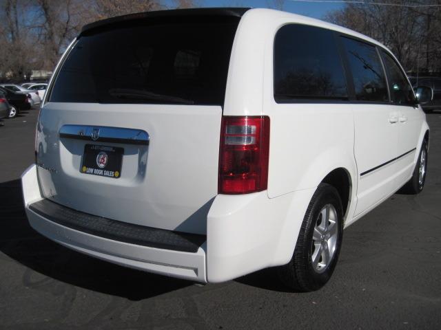 Dodge Grand Caravan 2008 photo 1