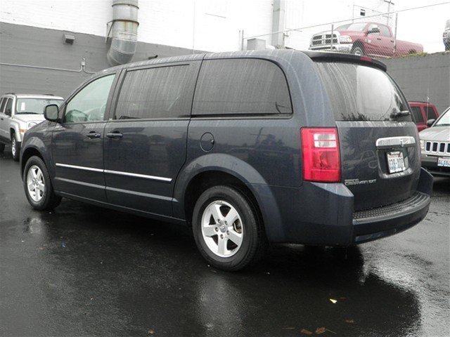 Dodge Grand Caravan 2008 photo 2