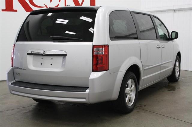 Dodge Grand Caravan 2008 photo 3