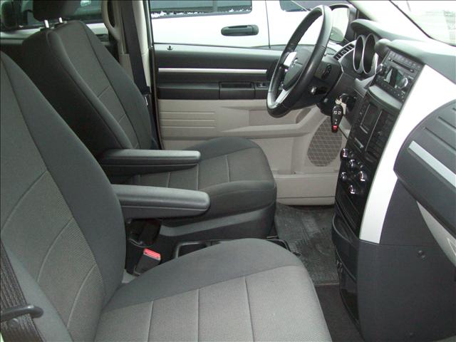 Dodge Grand Caravan 2008 photo 2