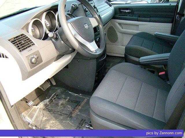 Dodge Grand Caravan 2008 photo 3