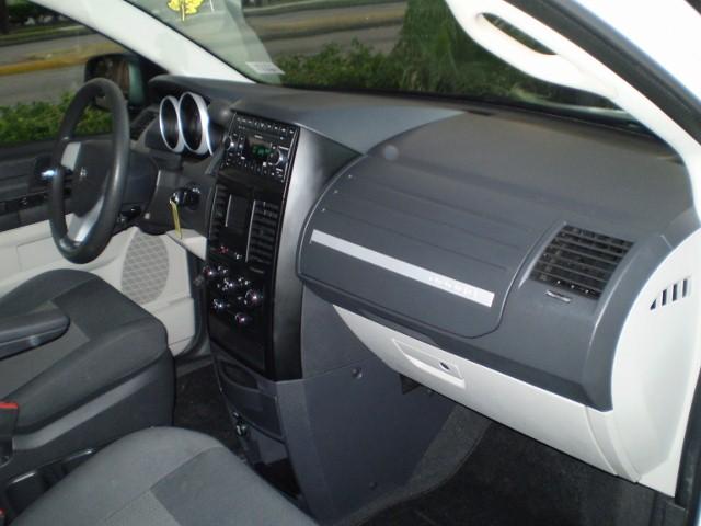 Dodge Grand Caravan 2008 photo 3