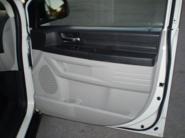 Dodge Grand Caravan 2008 photo 4