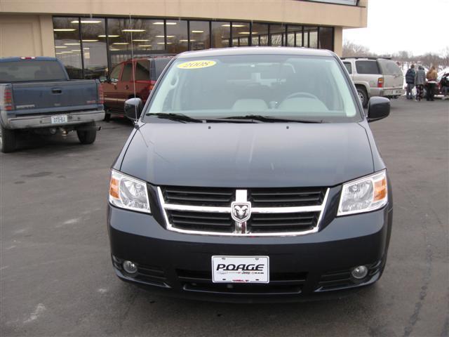 Dodge Grand Caravan 2008 photo 1