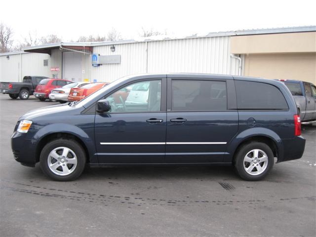 Dodge Grand Caravan 2008 photo 2