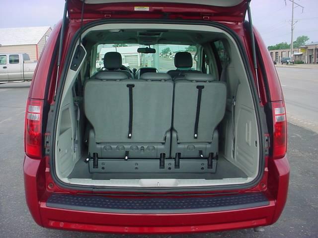 Dodge Grand Caravan 2008 photo 3