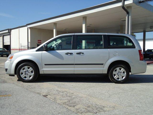 Dodge Grand Caravan 2008 photo 1