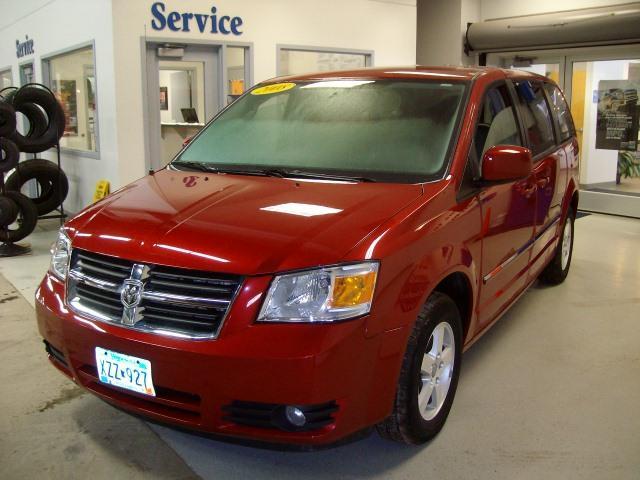Dodge Grand Caravan 2008 photo 2